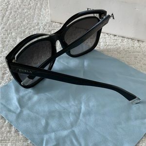 FURLA  Sfu405v 700y black gray shaded women’s sunglasses